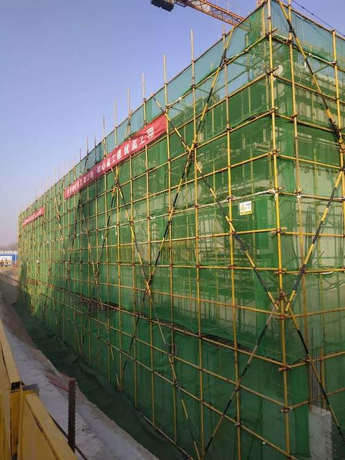 水平防護(hù)網(wǎng)與護(hù)欄網(wǎng) 守護(hù)安全的隱形衛(wèi)士